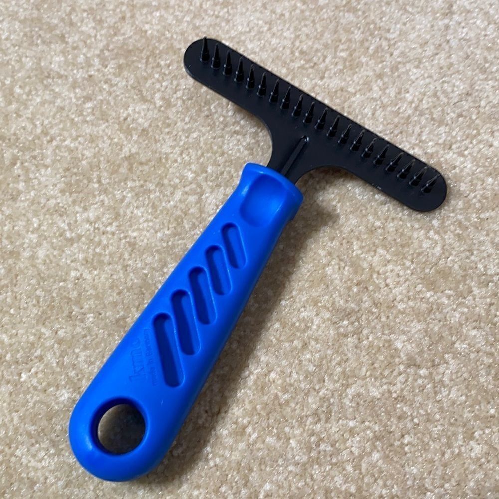 Grooming Rake (Black) - NEW